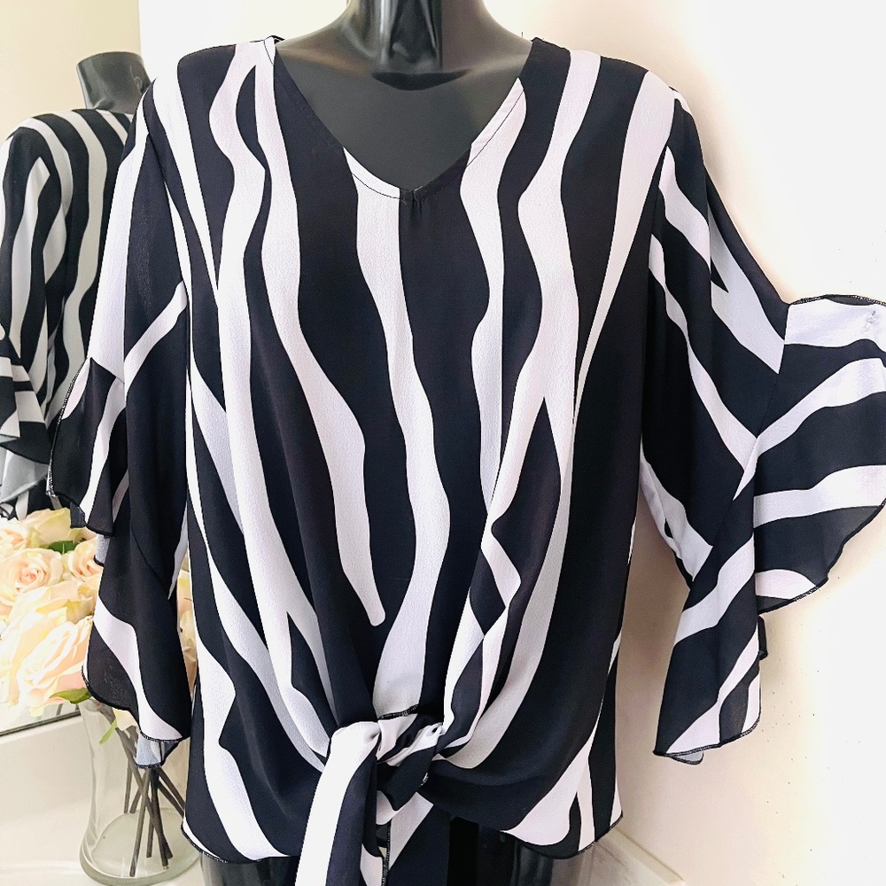 Women Top, Large, black/white Front Tie Blouse, shirt, Tunic